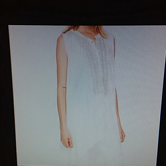 Johnny was biya xs white flowy embellished tank - Picture 8 of 8